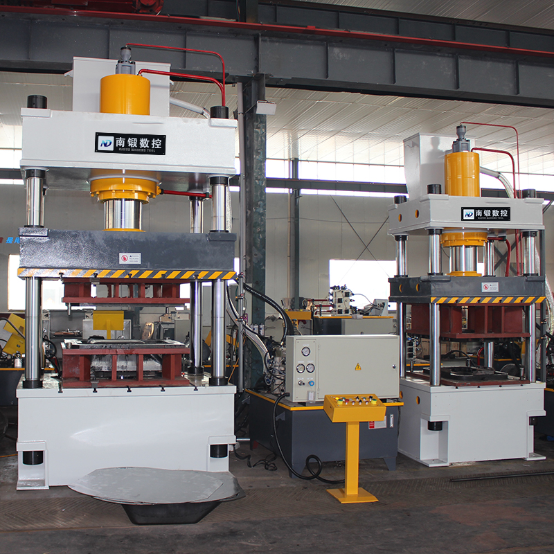 油壓機(jī)的工作原理