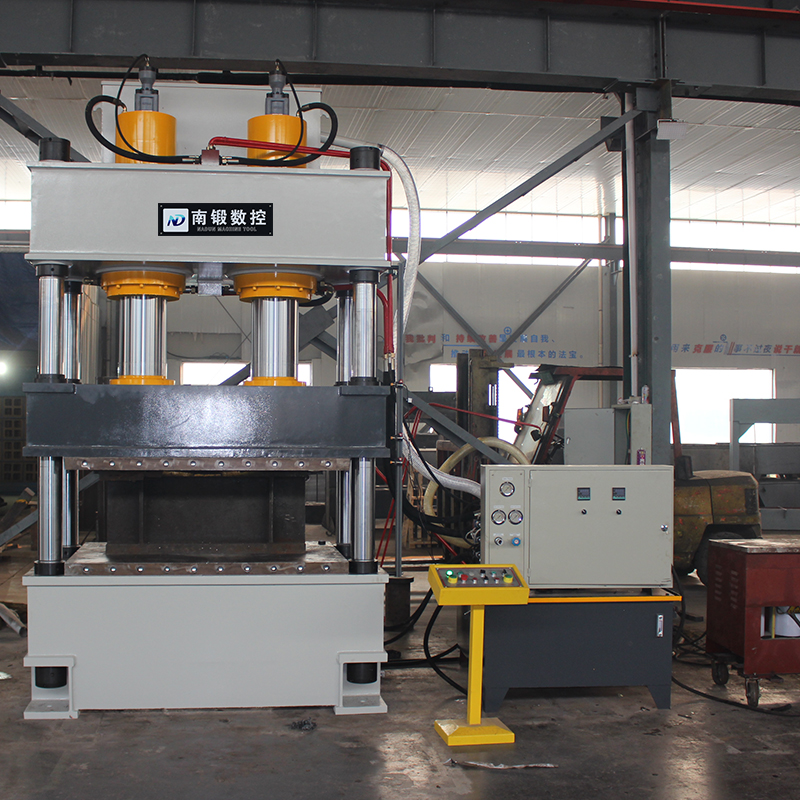 315噸風(fēng)機(jī)扇葉成型油壓機(jī) 玻璃鋼電表箱盒模壓機(jī) 滕州