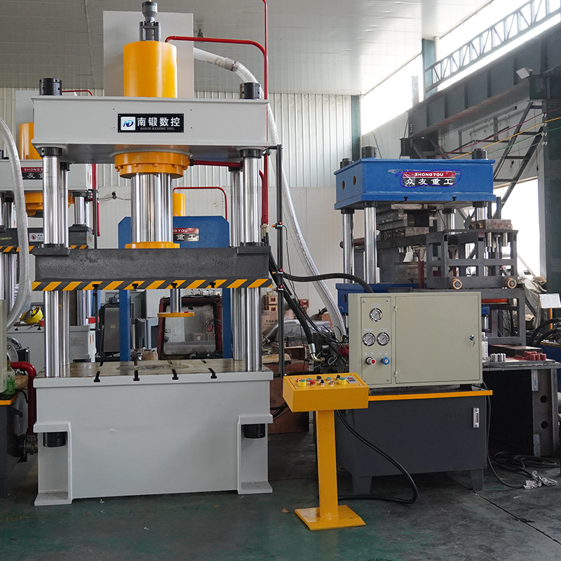 315噸四柱油壓機 金屬成型油壓機 鐵叉鐵锨成型壓力機