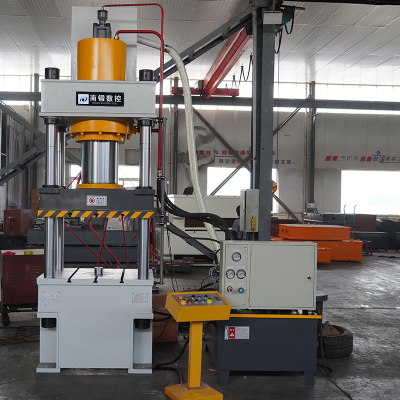 熱壓成型油壓機(jī) 電加熱油加熱壓力機(jī) 200噸四柱油壓機(jī)