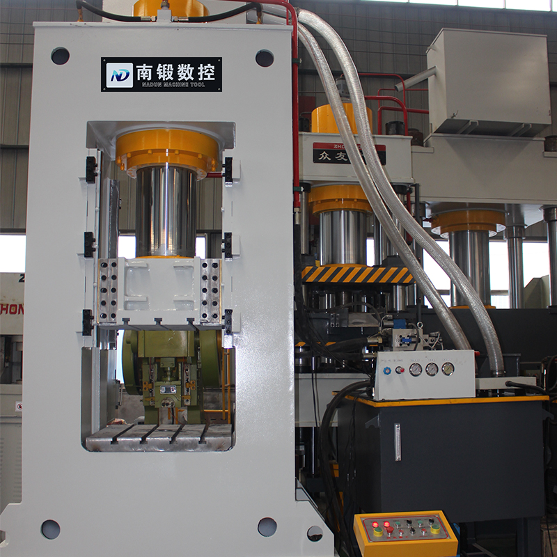 400噸框式液壓機(jī)試機(jī)視頻