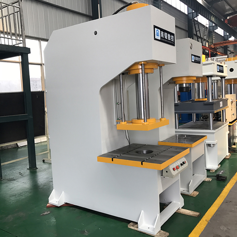 您還在為買單臂油壓機(jī)而東奔西走嗎？