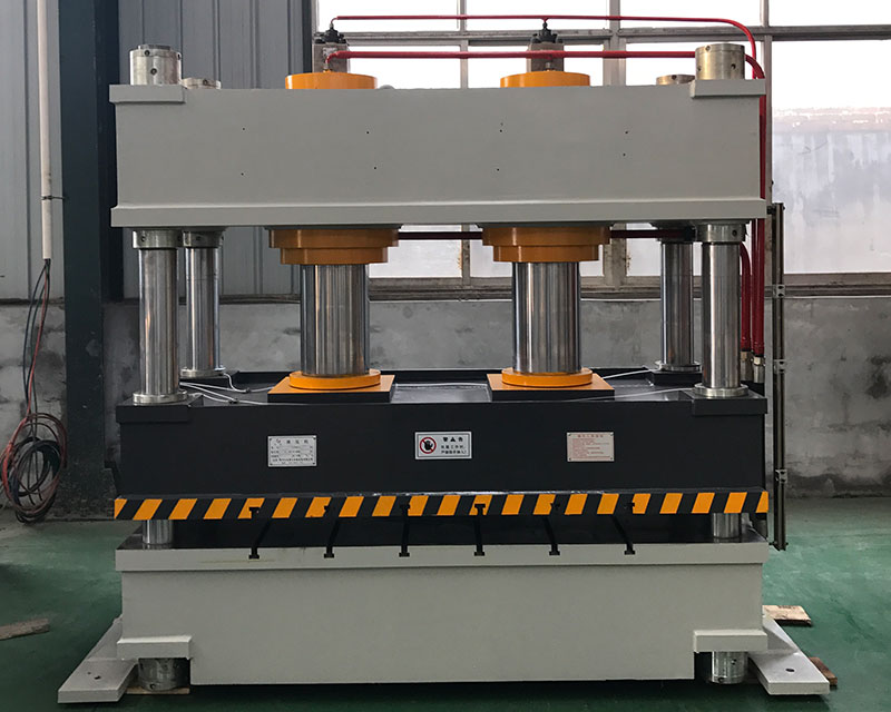 四柱油壓機除了價格其一些常見的問題有哪些呢？