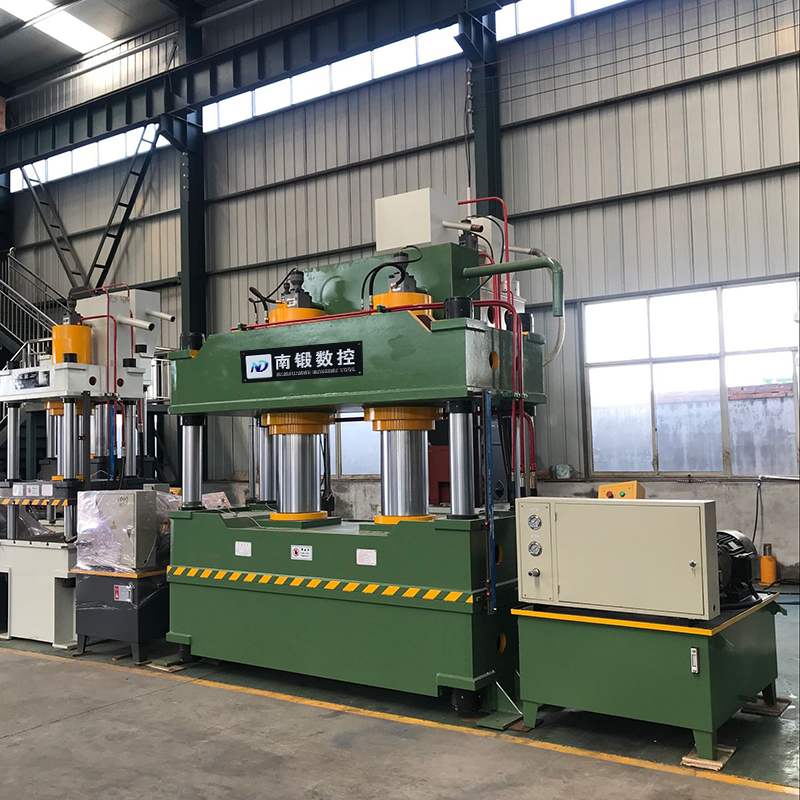 滕州廠家現貨供應500噸防火板成型液壓機雙缸三梁四柱油壓機