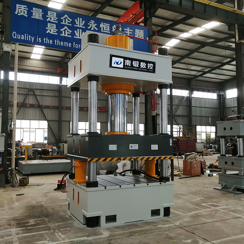 400噸不銹鋼水槽拉伸成型液壓機四柱油壓機