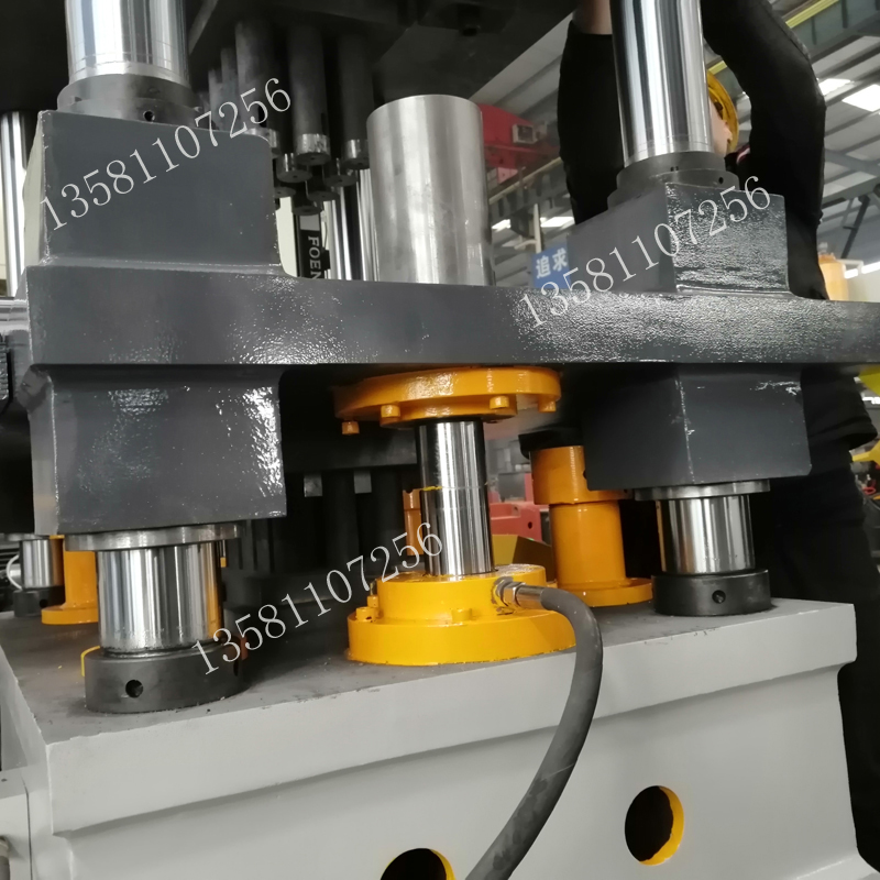 200噸全自動(dòng)上料煙霧彈粉末成型四柱液壓機(jī) 200t四柱油壓機(jī)