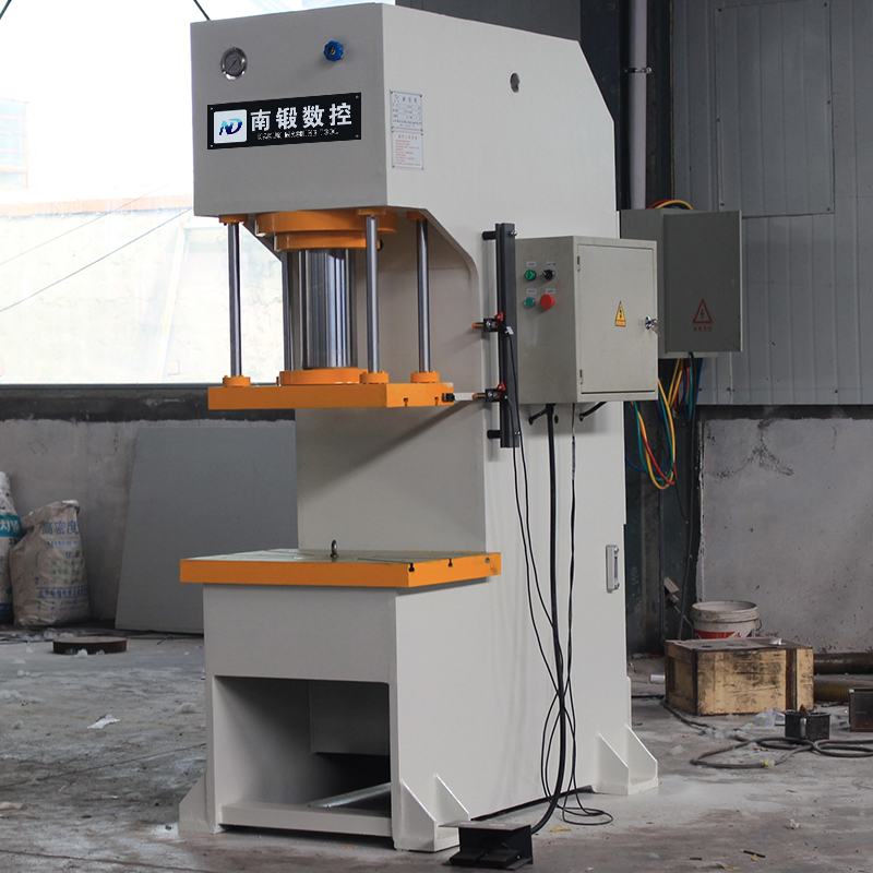 油壓機-四柱導向單臂油壓機