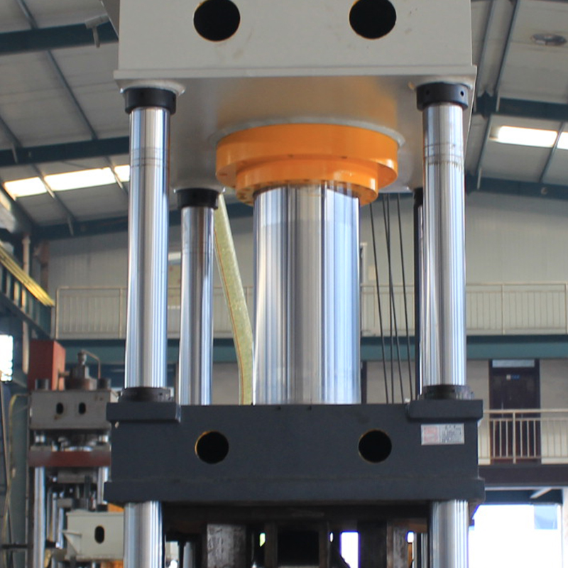 315t不銹鋼豬槽拉伸成型油壓機(jī)