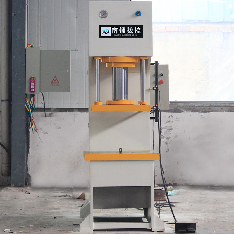 100t定子壓裝油壓機滕州100T壓裝單柱液壓機單臂壓機