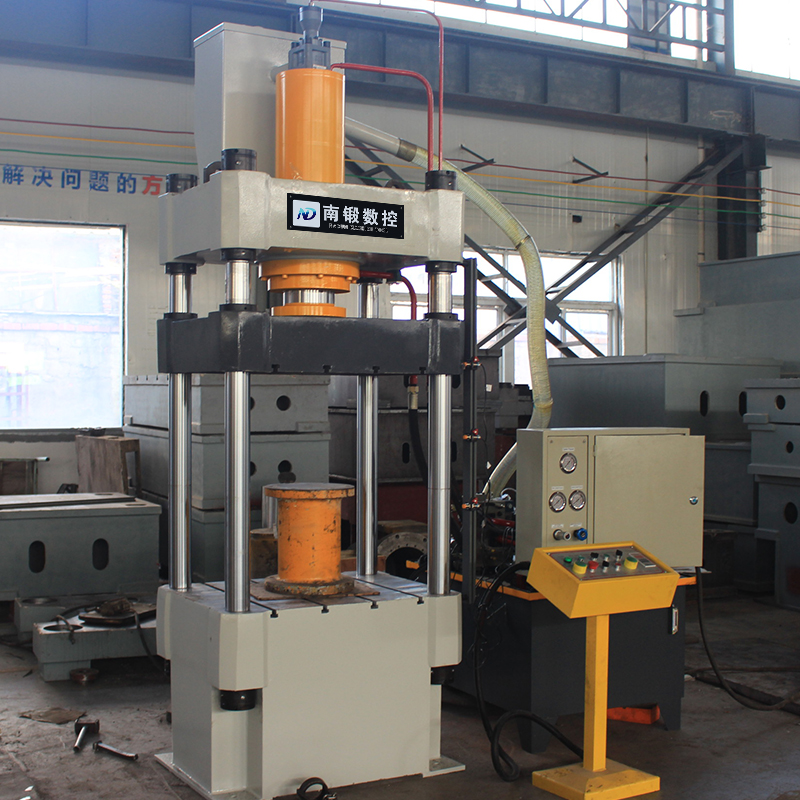 200T三梁四柱油壓機，200噸金屬拉伸成型油壓機