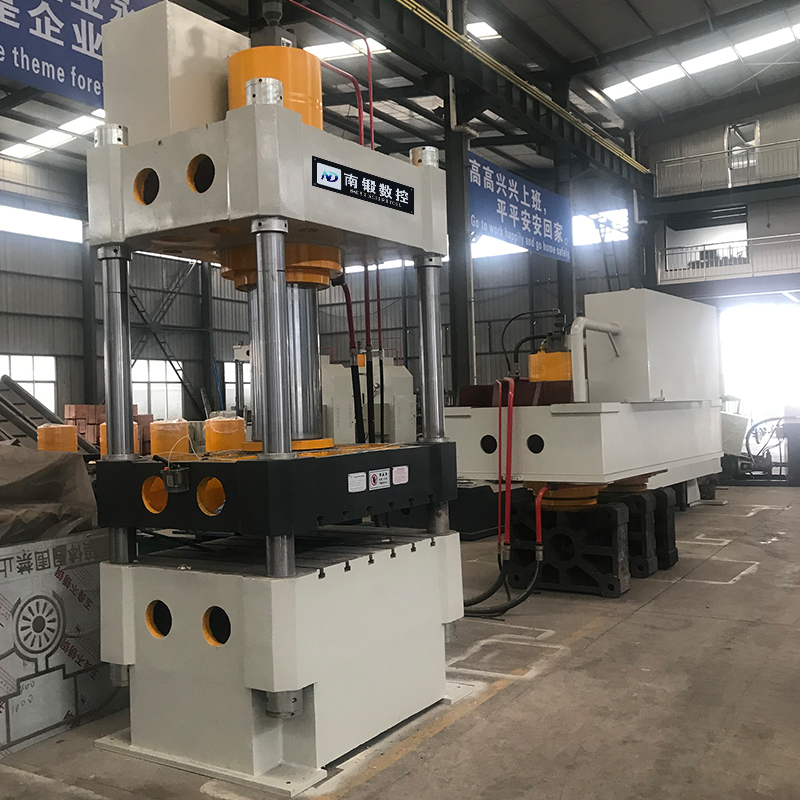 315T三梁四柱油壓機，315噸不銹鋼拉伸成型油壓機