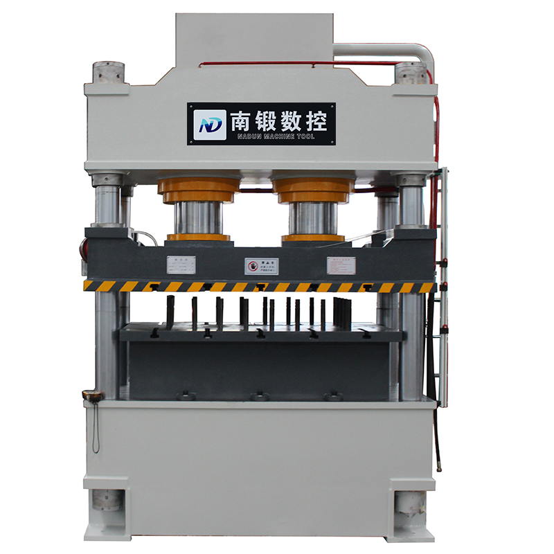 630T雙缸四柱油壓機，630噸汽車鈑金成型油壓機