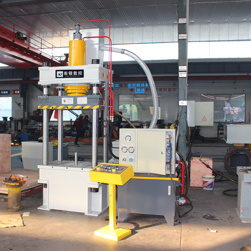 滕州100噸四柱液壓機(jī)小型油壓機(jī)按需定制壓力機(jī)拉伸成型機(jī)
