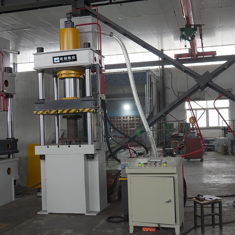 廠家直銷可定制100噸拉伸液壓機油壓機帶液壓墊