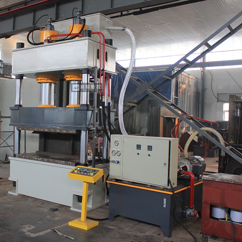 315噸風(fēng)機(jī)扇葉成型油壓機(jī) 玻璃鋼電表箱盒模壓機(jī) 滕州